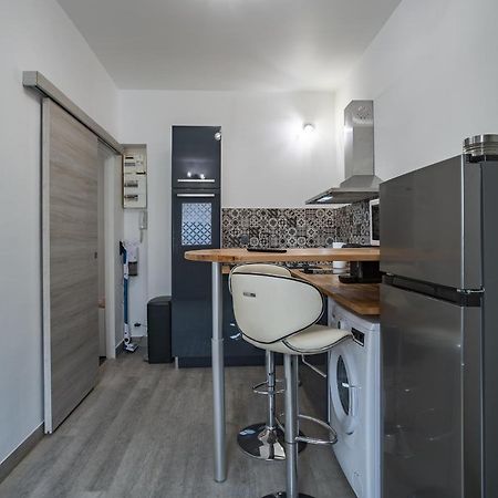 Apartament Studio Du Palais - Terrasse- Hypercentre Troyes Zewnętrze zdjęcie